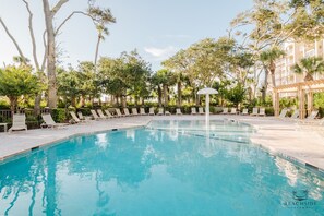 2114 Windsor Place - Pool
