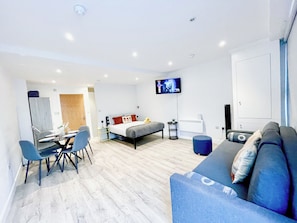 Sleek Studio with FREE Wi-Fi near British Museum | Liverpool Rd, Islington