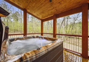 Bain à remous extérieur
