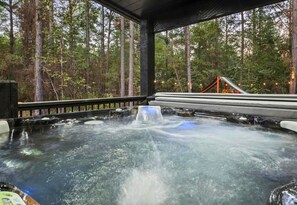Bain à remous extérieur