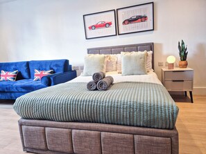 cozy Studio Apartment with Lift & FREE High-Speed Wi-Fi near Regent's Park

