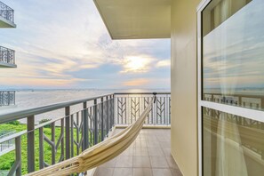 Beach/ocean view