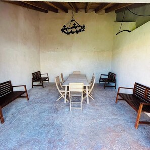 Outdoor dining