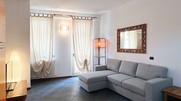 Bright modern living room