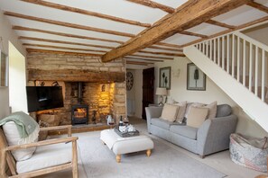 Ford Bank Cottage Sitting Room - StayCotswold