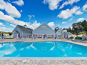 Upper heated pool