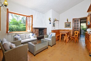 Living and dining room