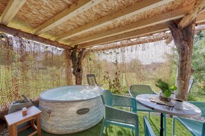 Jacuzzi