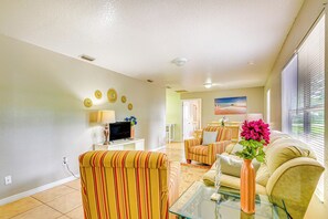 Living Room | Smart TV