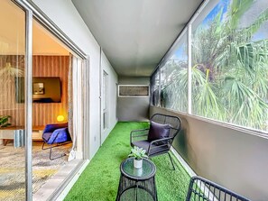 Balcony area