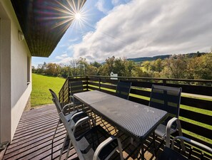 Outdoor Furniture, Handrail, Fence, Outdoor Table, Hardwood, Deck, Porch, Balcony, Plank