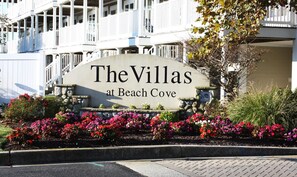 ,The Villas at Beach Cove,