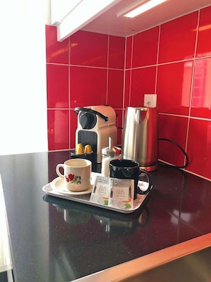 Kaffe och/eller kaffebryggare