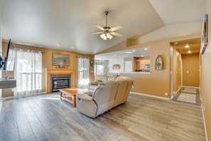 Living Room | Central A/C & Heating