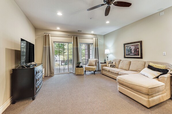 Branson Vacation Rental | 2BR | 2BA | 1,248 Sq Ft | Step-Free Access