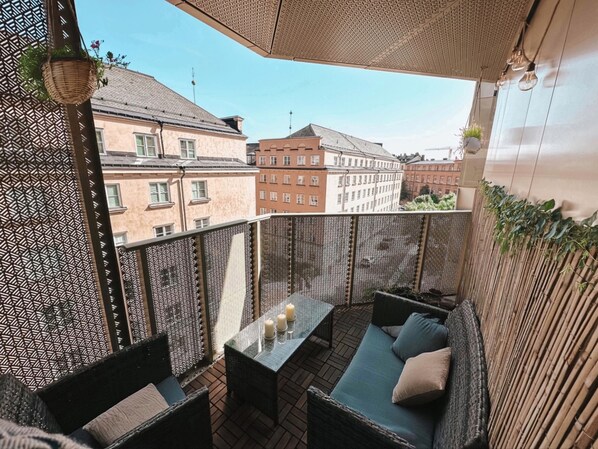 Cozy balcony on the 6th floor, with morning sun!
