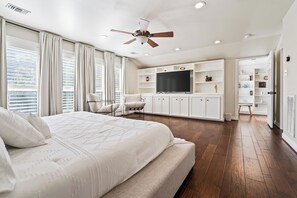 Primary Bedroom Suite with an office and full bath 