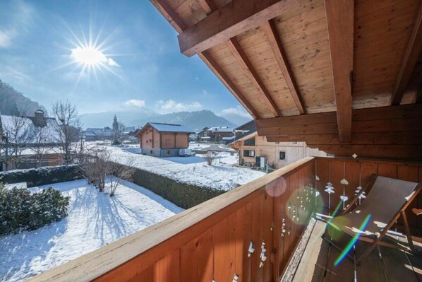Sunny mountain views from upstairs bedroom balcony