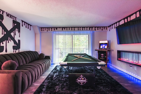 Spielezimmer
