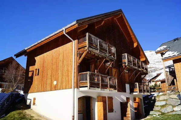 Extérieur