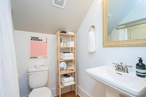 Full Bathroom with Shower