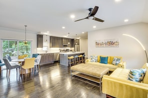 Living Room | 1st Floor | Central Heating & A/C | Free WiFi | Electric Fireplace