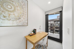 Study Nook (In bedroom 1)