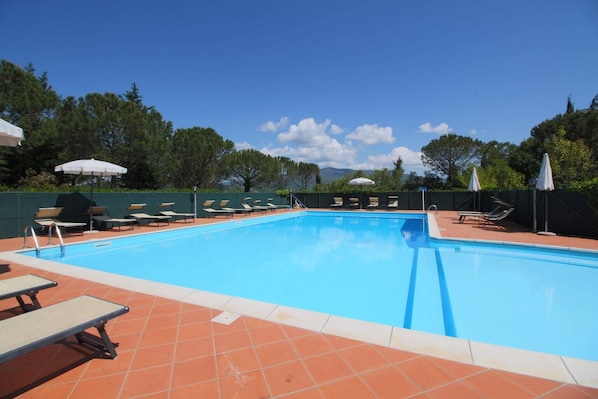 Holiday Home Swimming Pool