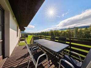 Prairie, Hardwood, Plank, Outdoor Furniture, Porch, Balcony, Fence, Outdoor Table, Deck