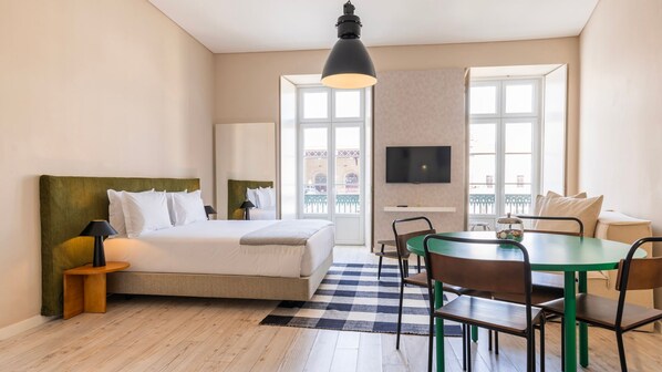 This sun-filled studio is designed with modern touches, offering a bright and open space to relax.
#openspace #comfort #studio #modern #design #portugal #pt #lisbon