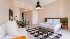 A comfortable bed freshly made with high quality bed linen.
#comfort #qaulity #studio #portuagl #pt #lisbon
