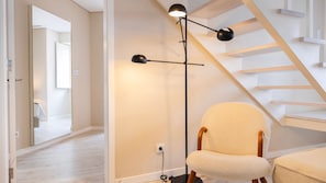 A beautifully designed apartment with an open, light-filled layout that maximizes space and comfort.
#design #modern #portugal #pt #lisbon