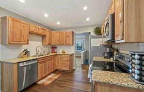 Kitchen (1)