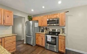 Kitchen (2)