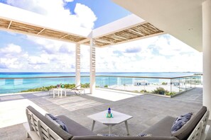 Terrace 3 Upstairs Stunning Ocean View
