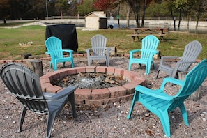 Nature, Outdoors, Yard, Grass, Chair