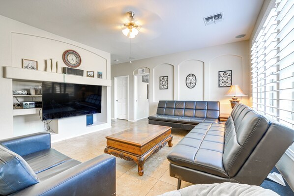 San Tan Valley Vacation Rental | 5BR | 2.5BA | Steps Required | 2,879 Sq Ft