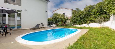 pool