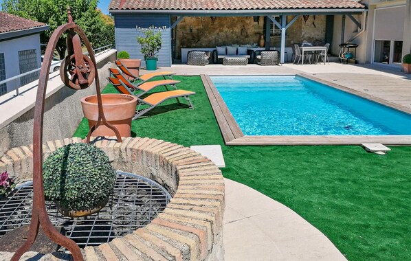 pool