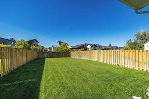 Enjoy Playing out in this Spacious Backyard | Exterior