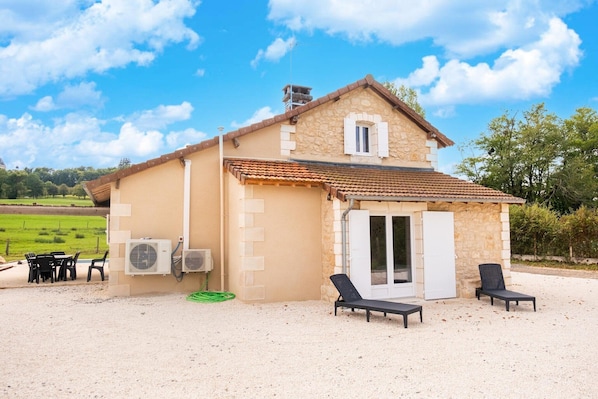 Holiday Home Exterior [summer]
