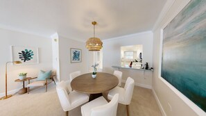 Dining/Kitchen
