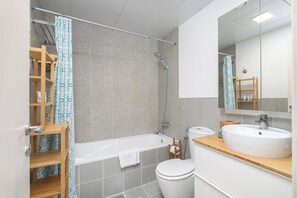 Ensuite bathroom
