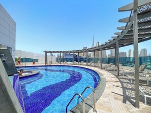 Free pool for guests to use