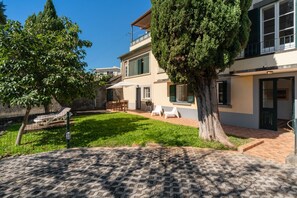 The Parking Spacxe And Private Peaceful Garden Of Vintage Garden Apartment In Funchal By Ourmadeira