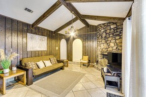 Living Room | Fireplace | Smart TV