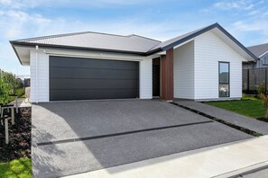 Double Garage and paking space outside
