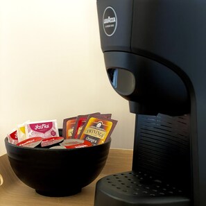 Kaffee und/oder Kaffeemaschine