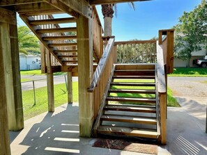 Stairwell leading to up (no elevator and cargo lift isn't guest use)