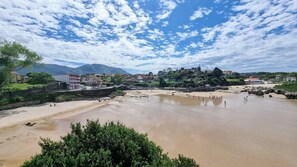 Nearby landmark,Beach